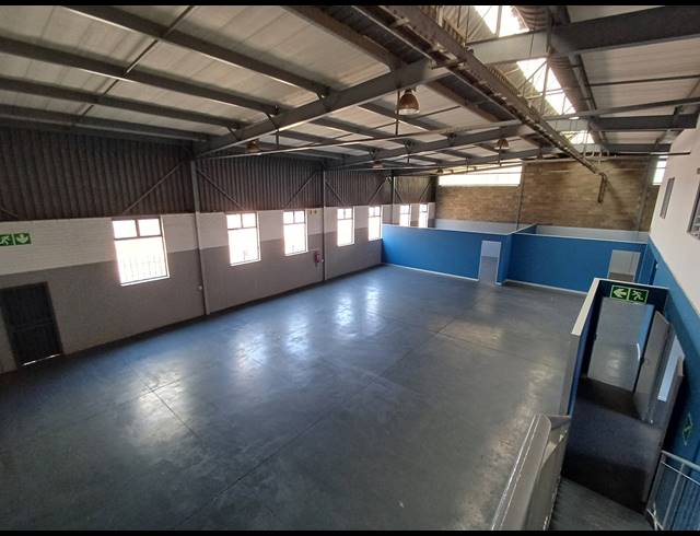 530M² MINI FACTORY TO LET IN HONEYDEW